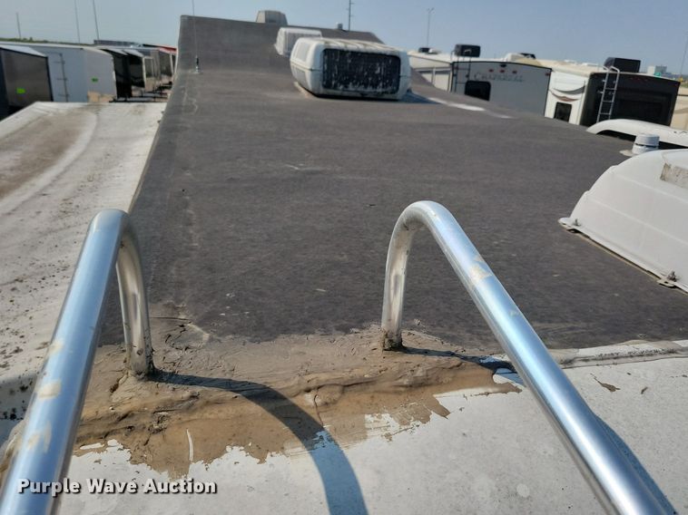 image for item DN3522 1995 Jayco Designer Series camper