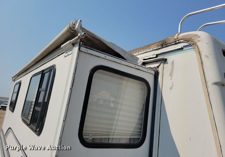 image for item DN3522 1995 Jayco Designer Series camper