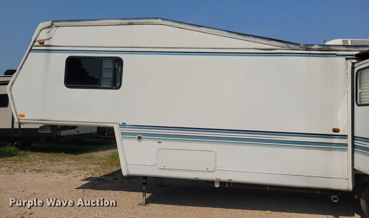 image for item DN3522 1995 Jayco Designer Series camper