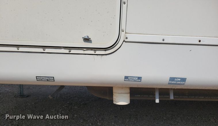 image for item DN3522 1995 Jayco Designer Series camper