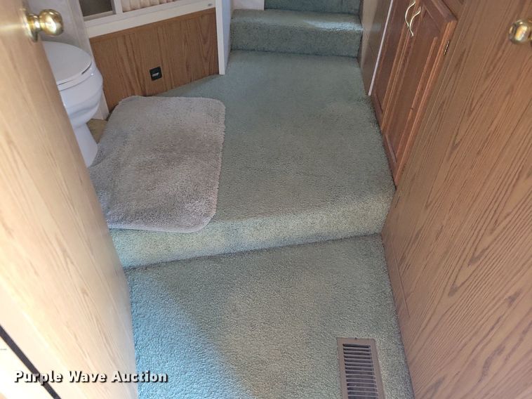 image for item DN3522 1995 Jayco Designer Series camper