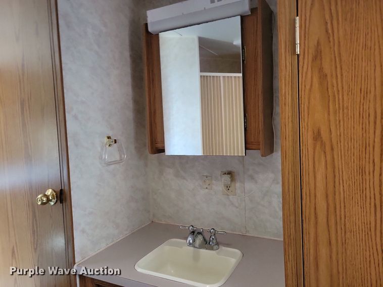 image for item DN3522 1995 Jayco Designer Series camper