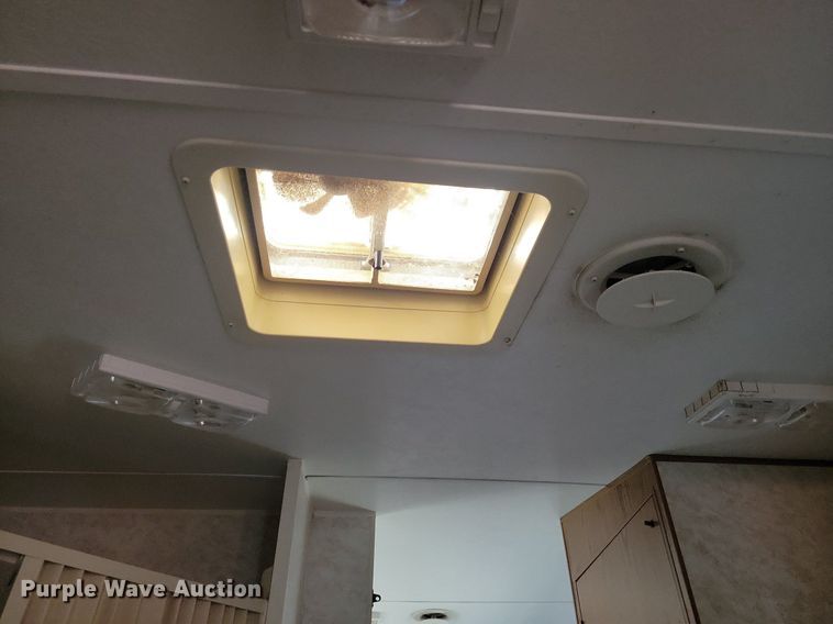 image for item DN3522 1995 Jayco Designer Series camper