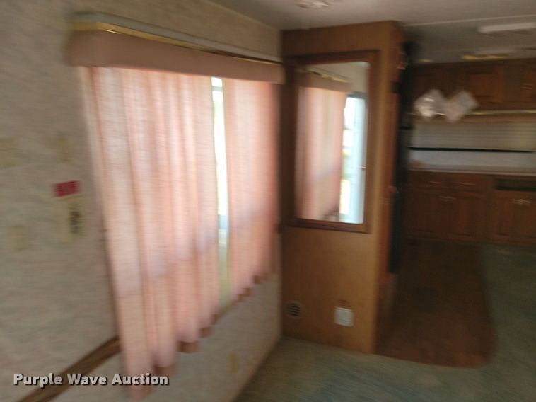 image for item DN3522 1995 Jayco Designer Series camper