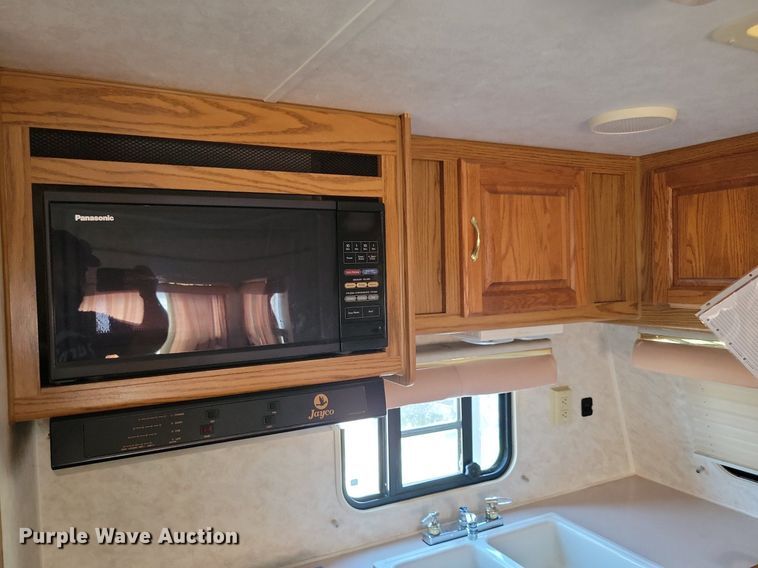 image for item DN3522 1995 Jayco Designer Series camper