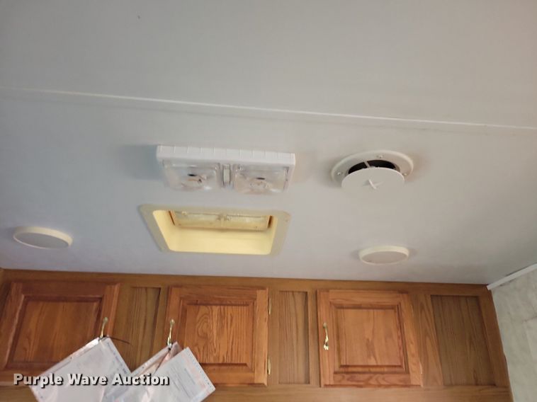 image for item DN3522 1995 Jayco Designer Series camper