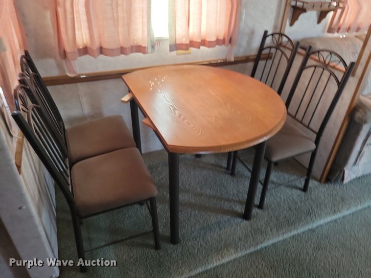 image for item DN3522 1995 Jayco Designer Series camper