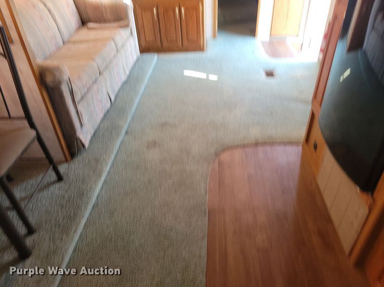 image for item DN3522 1995 Jayco Designer Series camper