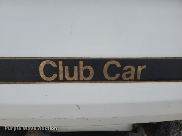 image for item DN3533 2000 Club Car golf cart