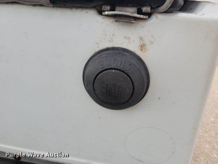 image for item DN3533 2000 Club Car golf cart