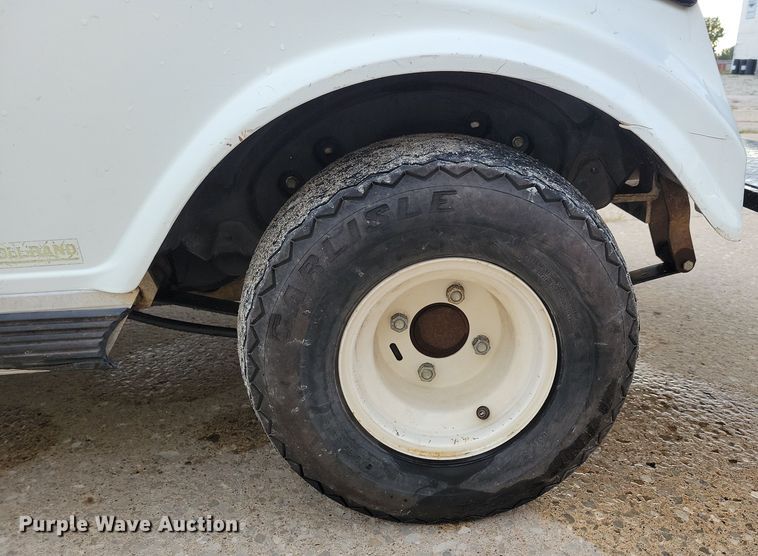 image for item DN3533 2000 Club Car golf cart