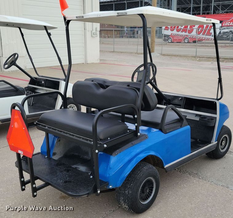 image for item DN3534 1992 Club Car golf cart