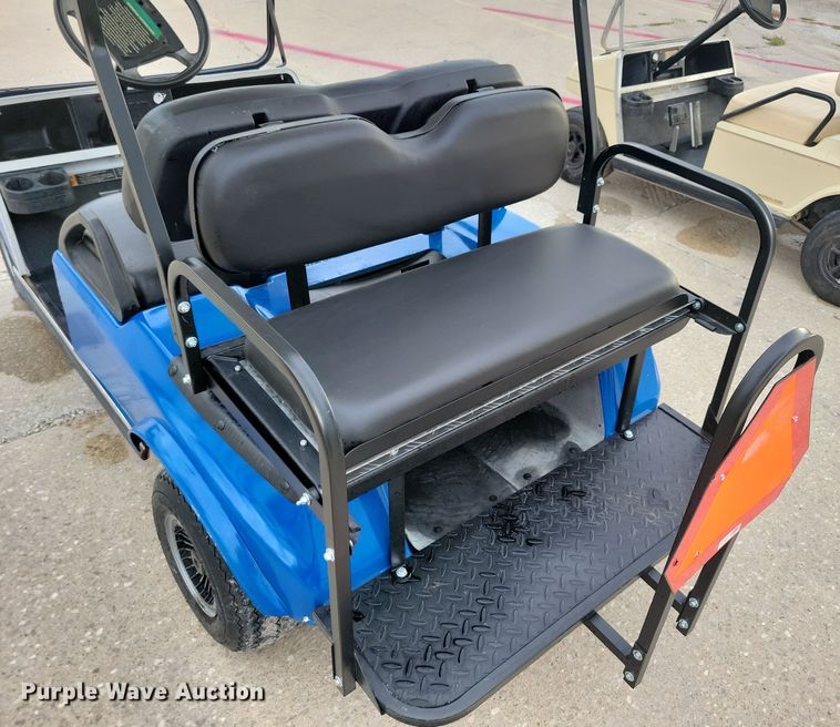 image for item DN3534 1992 Club Car golf cart