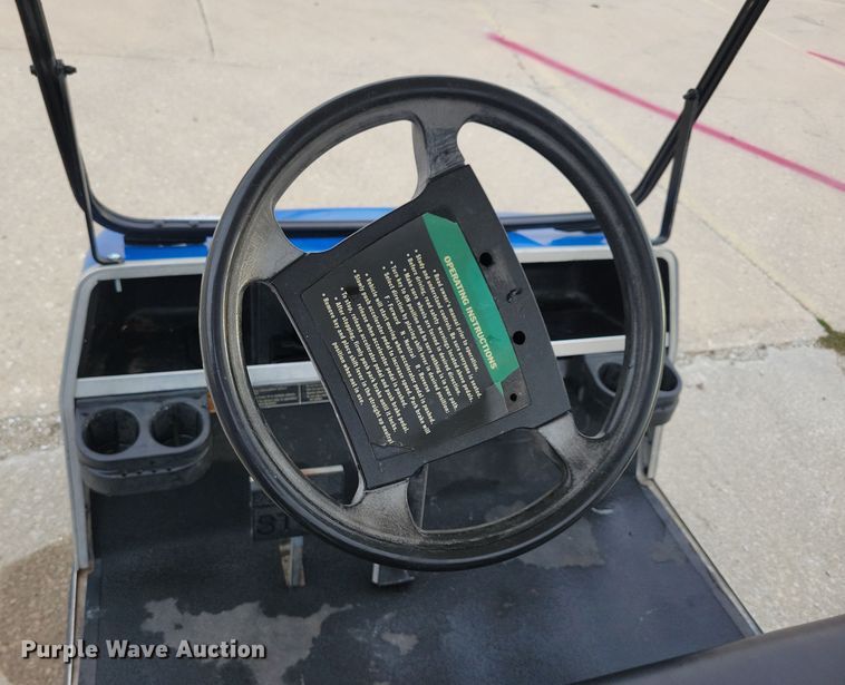 image for item DN3534 1992 Club Car golf cart