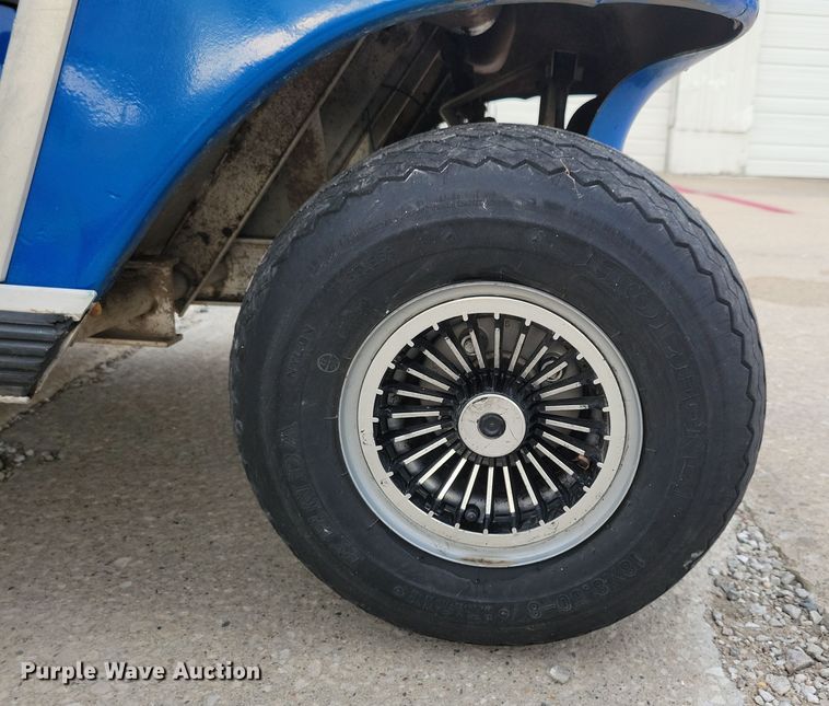 image for item DN3534 1992 Club Car golf cart