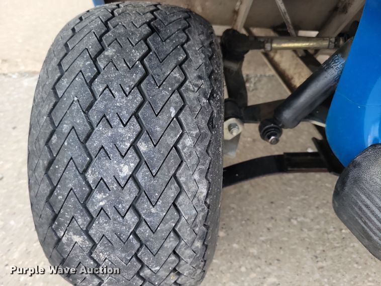 image for item DN3534 1992 Club Car golf cart