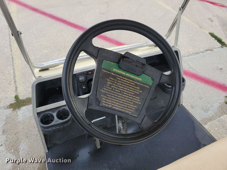 image for item DN3535 2000 Club Car golf cart