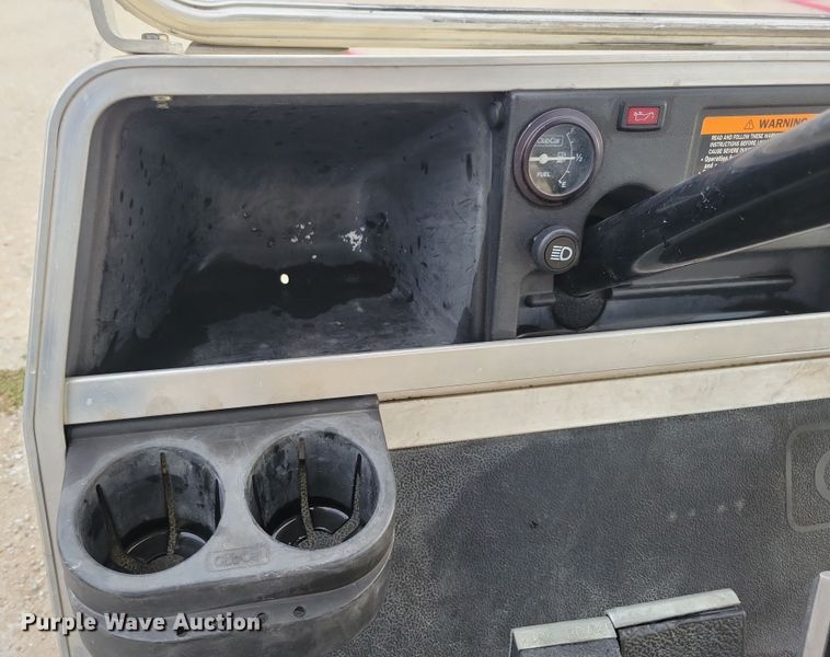 image for item DN3535 2000 Club Car golf cart