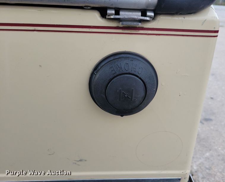 image for item DN3535 2000 Club Car golf cart