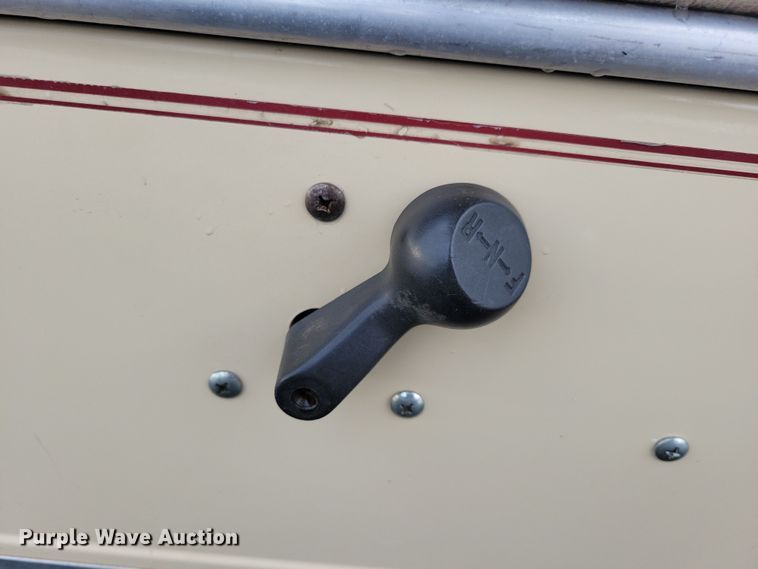 image for item DN3535 2000 Club Car golf cart