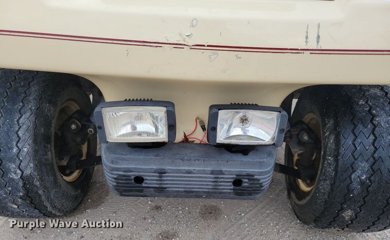 image for item DN3535 2000 Club Car golf cart