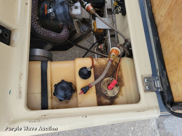 image for item DN3535 2000 Club Car golf cart