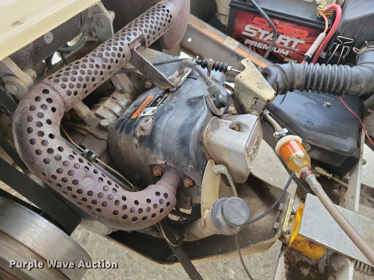 image for item DN3535 2000 Club Car golf cart