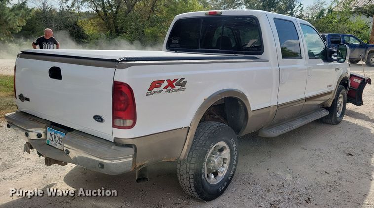 image for item DN3550 2003 Ford F350 Super Duty King Ranch Crew Cab pickup truck