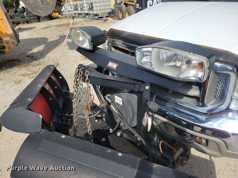 image for item DN3550 2003 Ford F350 Super Duty King Ranch Crew Cab pickup truck