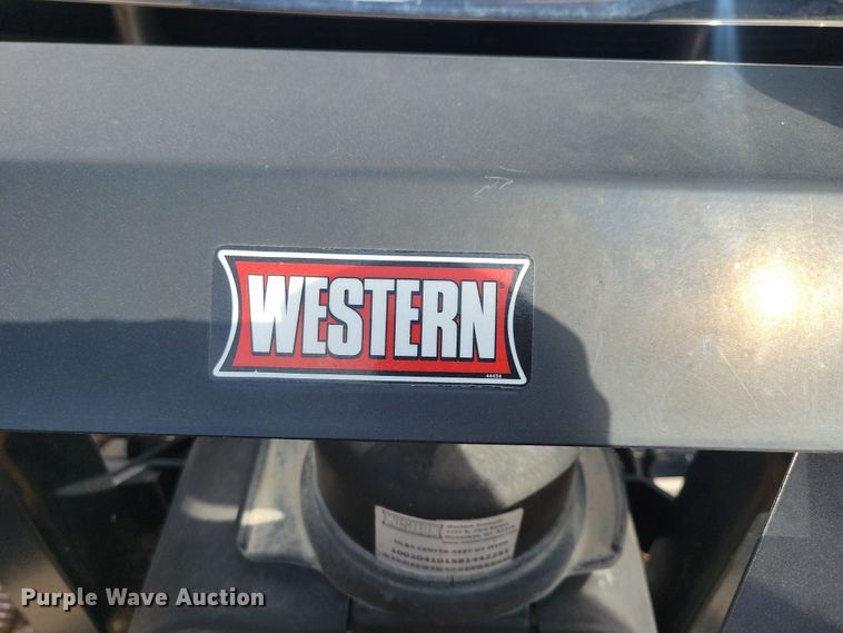 image for item DN3550 2003 Ford F350 Super Duty King Ranch Crew Cab pickup truck