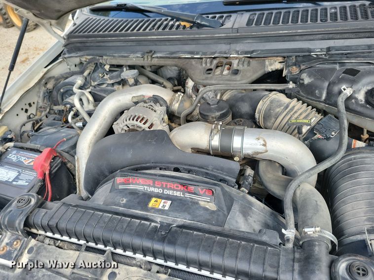 image for item DN3550 2003 Ford F350 Super Duty King Ranch Crew Cab pickup truck