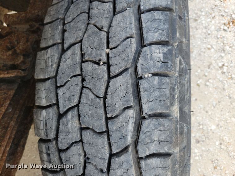 image for item DN3550 2003 Ford F350 Super Duty King Ranch Crew Cab pickup truck