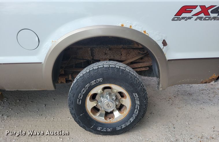 image for item DN3550 2003 Ford F350 Super Duty King Ranch Crew Cab pickup truck