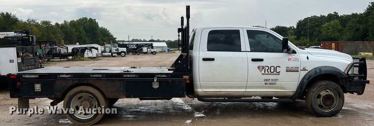 image for item DO2495 2014 Dodge Ram 5500HD Crew Cab flatbed truck