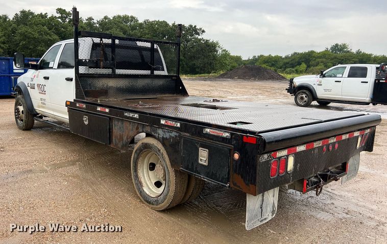 image for item DO2495 2014 Dodge Ram 5500HD Crew Cab flatbed truck