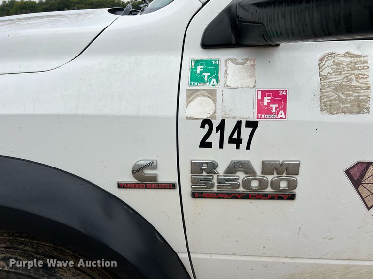 image for item DO2495 2014 Dodge Ram 5500HD Crew Cab flatbed truck