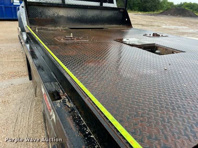 image for item DO2495 2014 Dodge Ram 5500HD Crew Cab flatbed truck