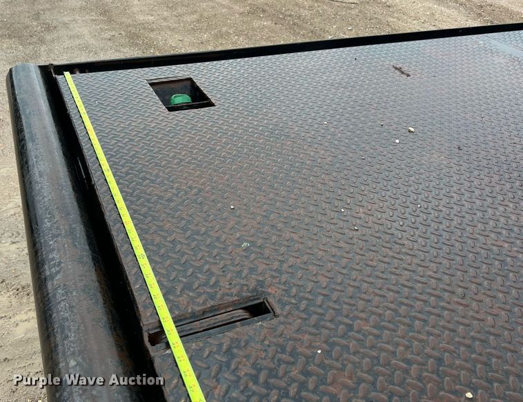 image for item DO2495 2014 Dodge Ram 5500HD Crew Cab flatbed truck