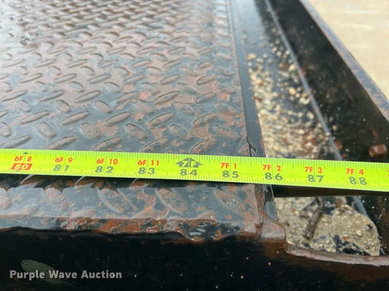 image for item DO2495 2014 Dodge Ram 5500HD Crew Cab flatbed truck