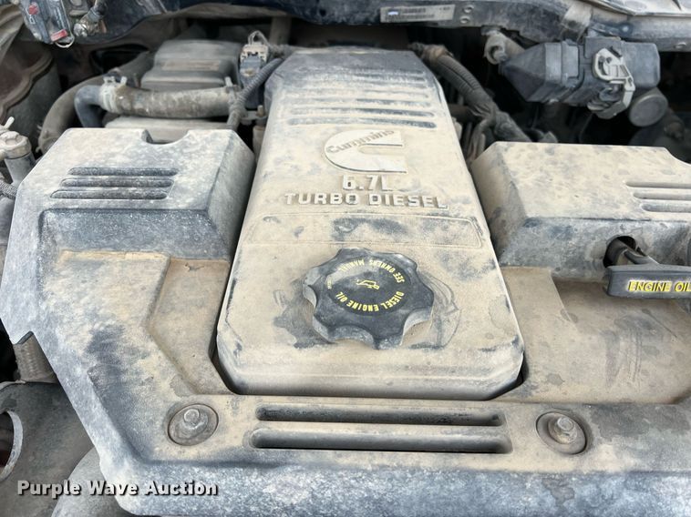 image for item DO2495 2014 Dodge Ram 5500HD Crew Cab flatbed truck