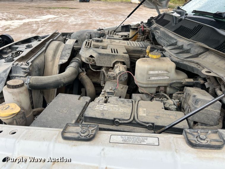 image for item DO2495 2014 Dodge Ram 5500HD Crew Cab flatbed truck