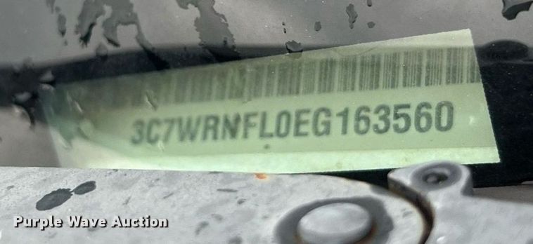 image for item DO2495 2014 Dodge Ram 5500HD Crew Cab flatbed truck