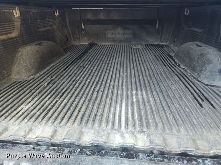 image for item DO5499 2007 Chevrolet Silverado 2500HD Crew Cab pickup truck