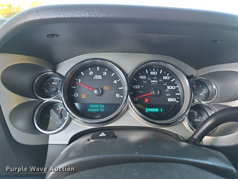 image for item DO5499 2007 Chevrolet Silverado 2500HD Crew Cab pickup truck