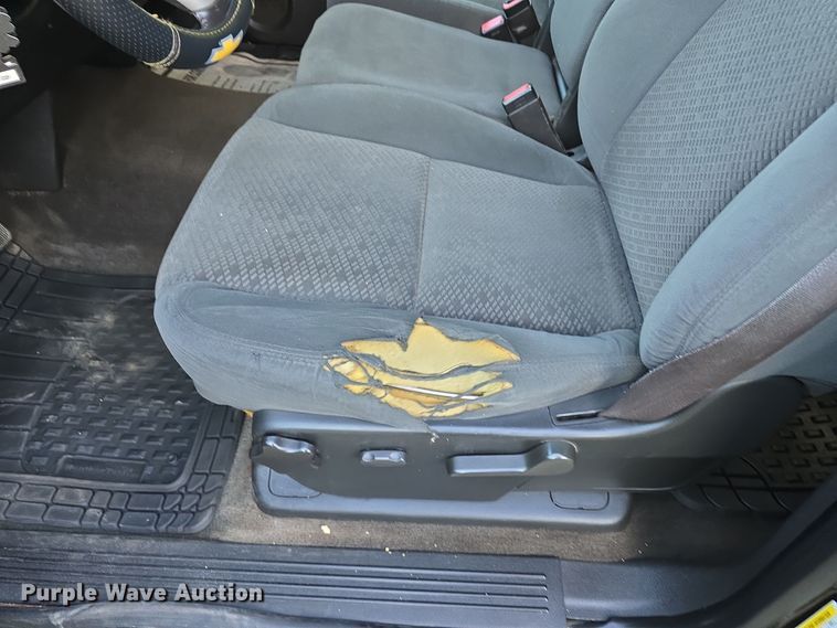 image for item DO5499 2007 Chevrolet Silverado 2500HD Crew Cab pickup truck