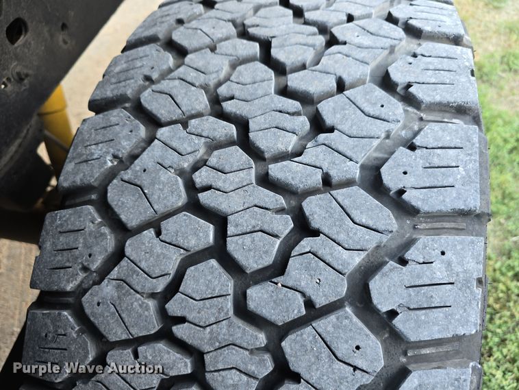 image for item DO5499 2007 Chevrolet Silverado 2500HD Crew Cab pickup truck