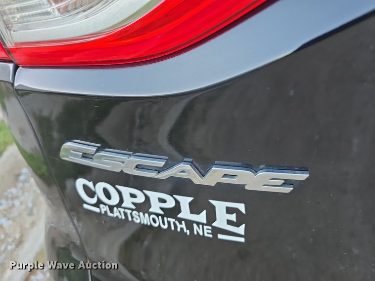 image for item DO5500 2016 Ford Escape Titanium SUV