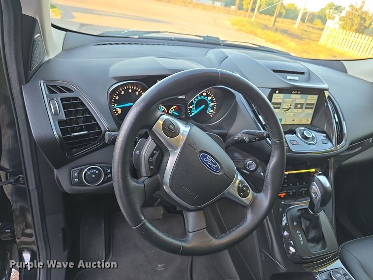 image for item DO5500 2016 Ford Escape Titanium SUV