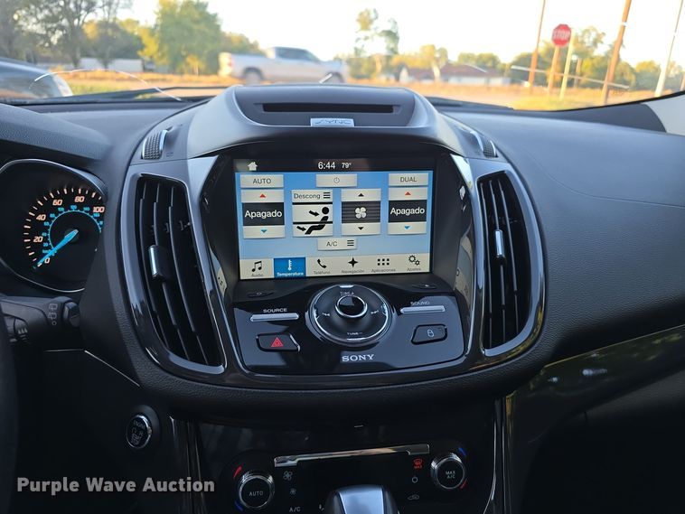 image for item DO5500 2016 Ford Escape Titanium SUV