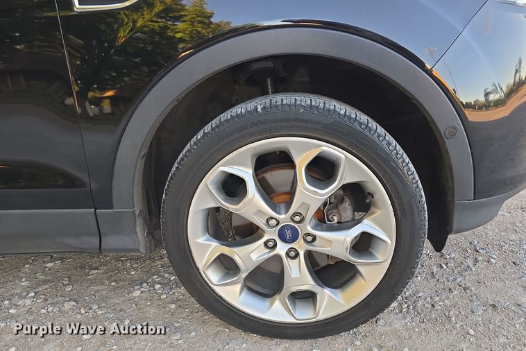 image for item DO5500 2016 Ford Escape Titanium SUV